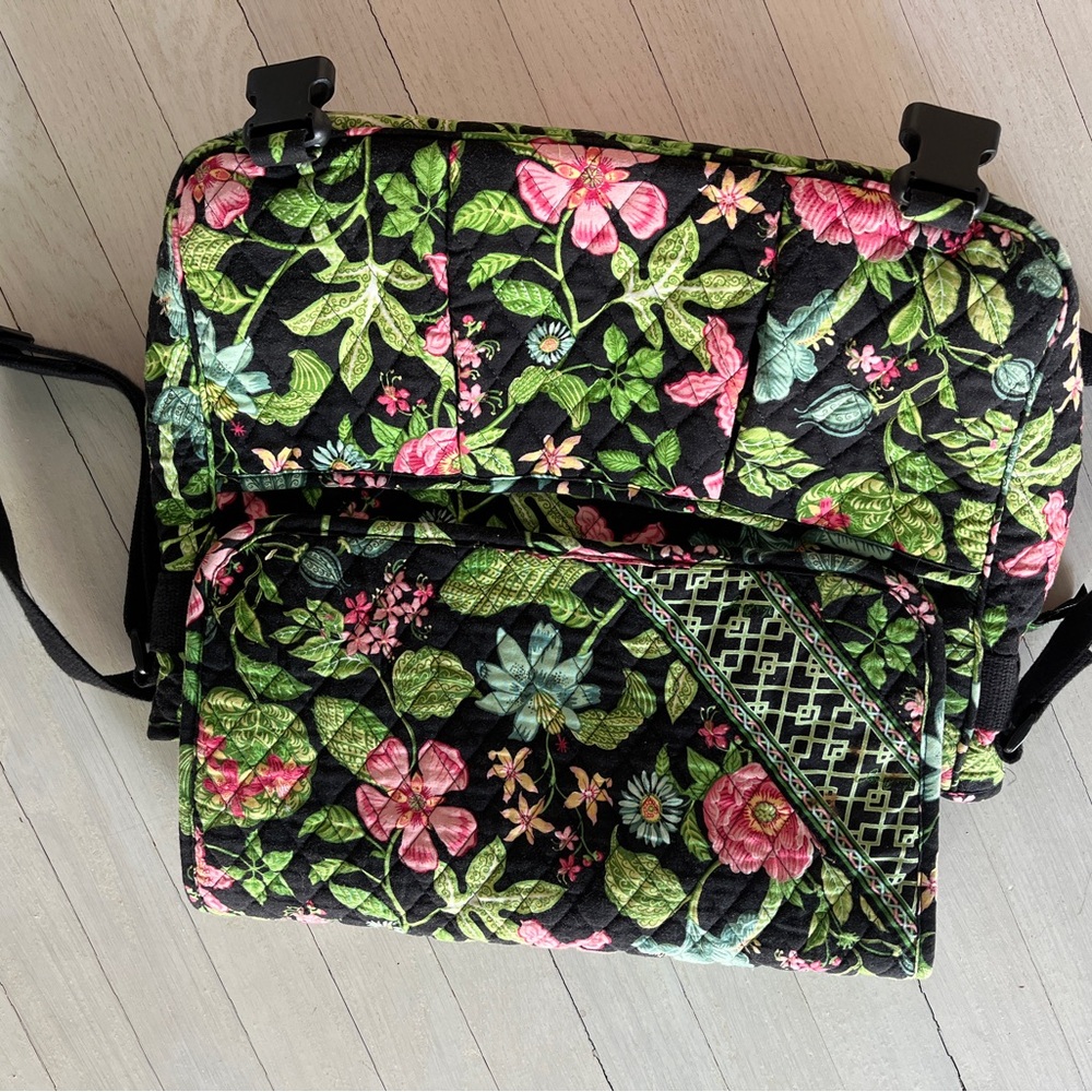 LOVELY VERA BRADLEY BAG